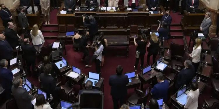 Kirchner cree que el partido de Milei debe presidir Congreso