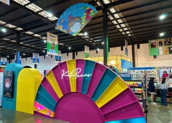 KitaPenas deslumbra en FILGUA 2025 con un stand que une culturas y celebra la lectura