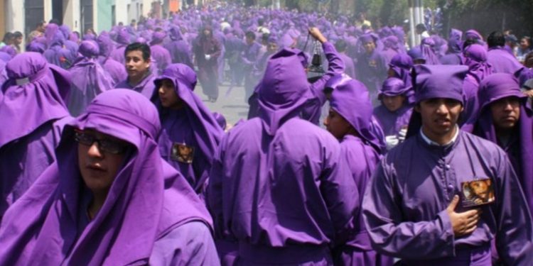 La asociación de Cucuruchos Antigueños rechazan la prohibición de procesiones