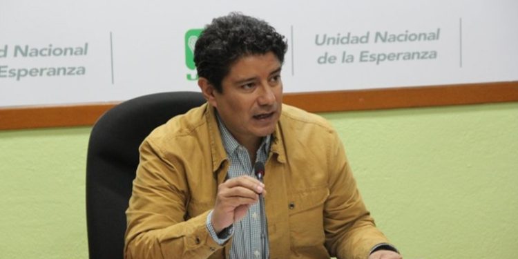 La Bancada UNE pide al embajador de Estados Unidos su intervención