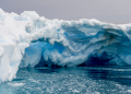La barrera de hielo alrededor de la Antártida cae a niveles récord