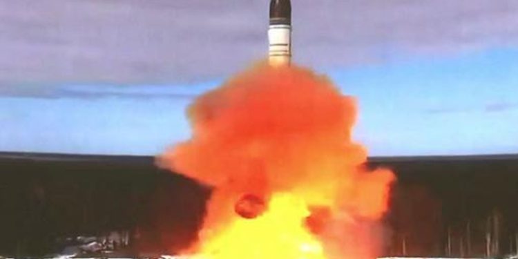 La CIA dice que no tiene pruebas de que Rusia considere usar armas nucleares tácticas