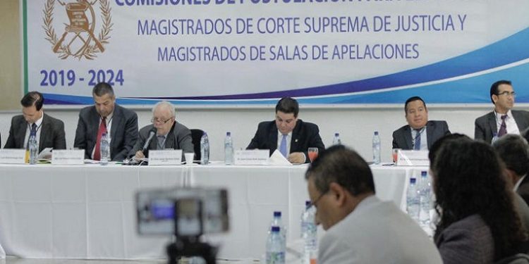 La comisión de Postulación sigue sin recibir aspirantes a Fiscal General