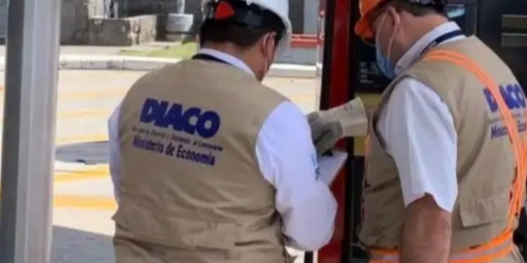 La DIACO continúan verificando precio y calidad de los combustibles
