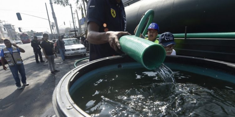 La escasez de agua potable en México entra en la campaña a las presidenciales de 2024