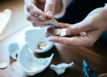 La eurozona podría haber entrado ya en recesión, confirma el Banco Central Europeo