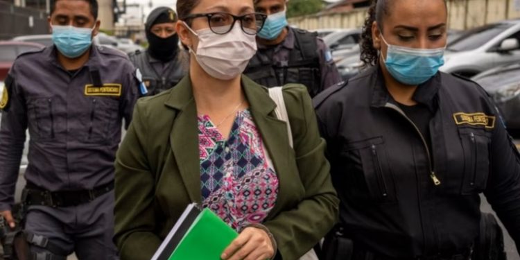 La exfiscal Virginia Laparra cumple un año en prisión