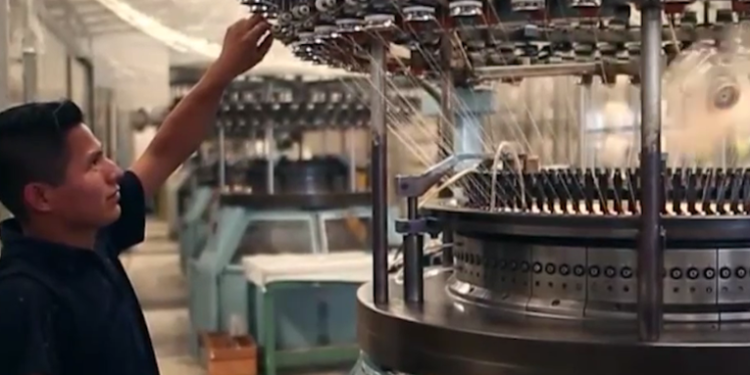 La exportación de productos nacionales sigue en crecimiento