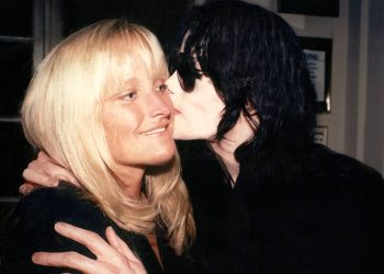 La familia de Michael Jackson queda 'atónita' tras una confesión de su expareja