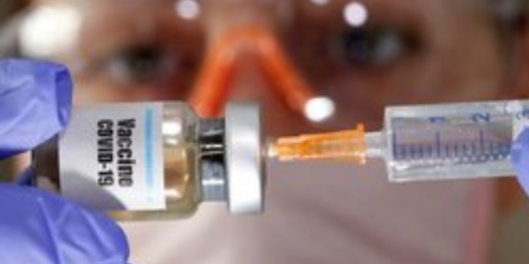 La farmacéutica Pfizer asegura el 90% de efectividad en su vacuna contra el Covid-19