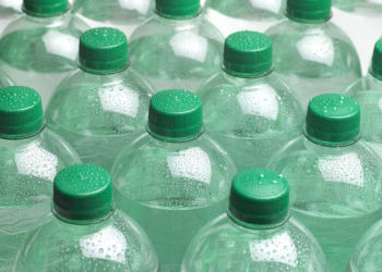 La FDA propone prohibir un peligroso aditivo que se encuentra en algunas gaseosas