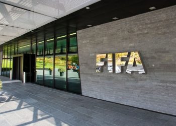 La FIFA abrirá un diálogo para mejorar el sistema de traspasos tras la sentencia del caso Lass Diarra