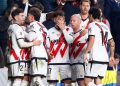 La FIFA sanciona a Rayo Vallecano y Mallorca sin poder fichar en tres ventanas