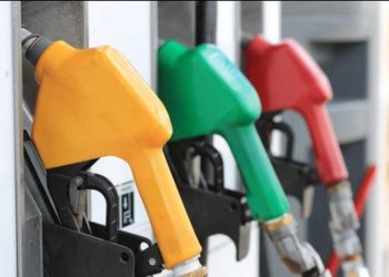 La gasolina baja Q1.17 y el diésel aumenta siete centavos
