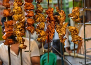 La IA podría reemplazar a millones de empleados del sector de comida rápida en los próximos años
