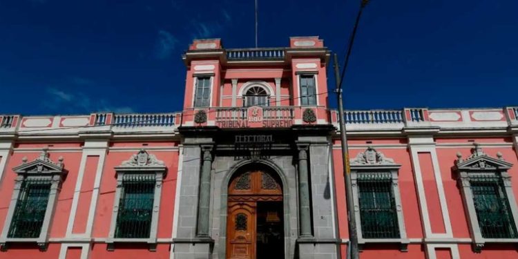 La misión de observación de la UE cuestionó las solicitudes de antejuicio contra 3 magistrados del TSE