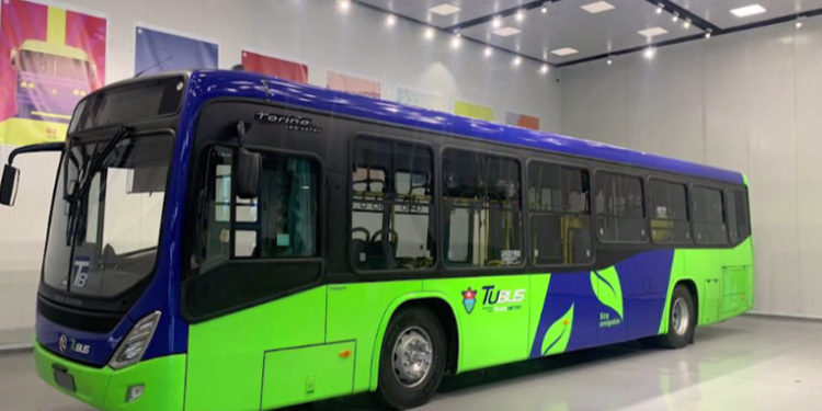 La municipalidad capitalina anunció la compra de 69 buses urbanos