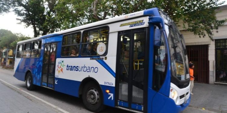 La municipalidad capitalina ha impuesto más de 50 multas a unidades del Transurbano