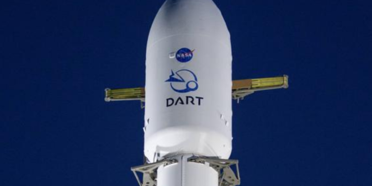 La NASA dispara cohete de prueba para destruir asteroide que amenaza la Tierra