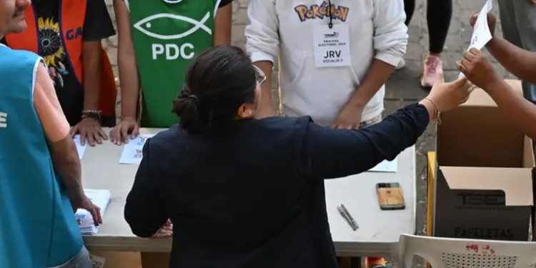 La OEA lamenta abstencionismo en elecciones de El Salvador