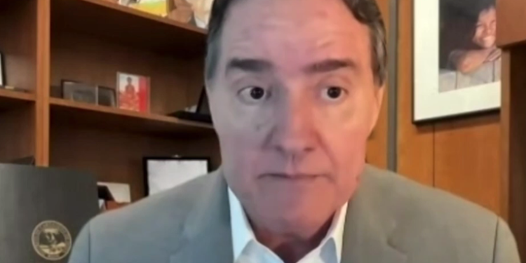 La OMS intensifica solicitud de postergar el segundo refuerzo de las vacunas