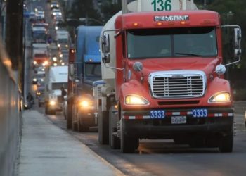 La PMT regulará el horario del tráfico pesado para evitar el congestionamiento vehicular
