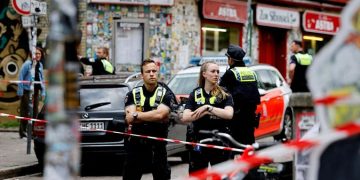 La Policía alemana dispara a un hombre armado con un hacha en Hamburgo antes de un partido de la Eurocopa