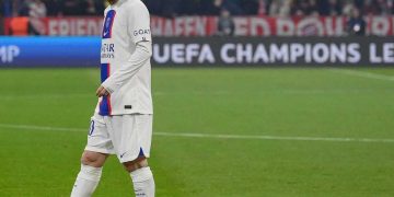 La prensa francesa critica a un PSG ''sin genios'' y la argentina se apiada de Messi