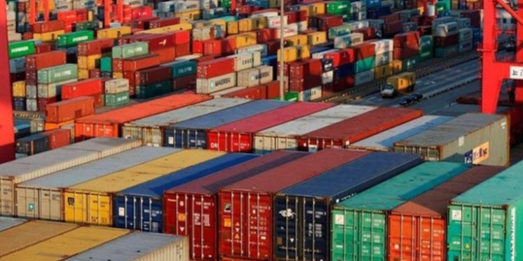 La recuperación económica del paí­s es analizada en foro por FUNDESA