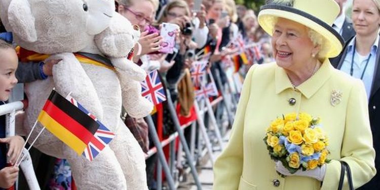 La reina Isabel II cancela sus actos oficiales por las próximas dos semanas