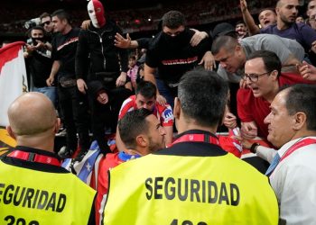 La RFEF clausura el fondo sur bajo del Metropolitano tres partidos y sanciona al Atlético con 45.000 euros