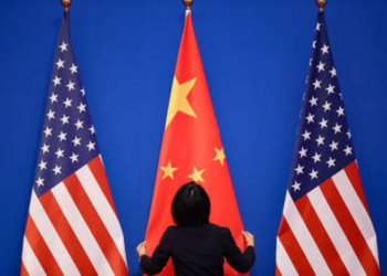 La rivalidad entre EE.UU. y China fragmenta la economí­a mundial en bloques adversarios