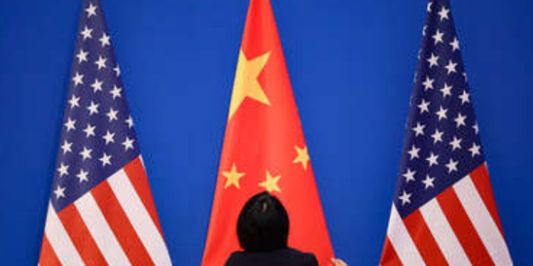 La rivalidad entre EE.UU. y China fragmenta la economí­a mundial en bloques adversarios