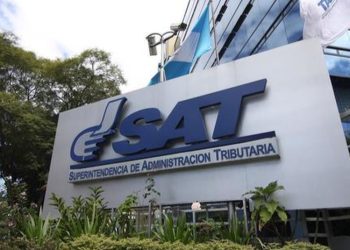 La SAT invertirá Q144 millones en adquirir seguro médico y de vida para sus trabajadores
