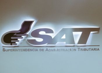 La SAT ve viable reducir los impuestos en la cadena productiva