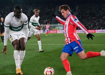 La 'segunda unidad' del Atlético de Madrid vence a un valiente Elche y se mete en cuartos de la Copa del Rey