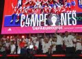 La selección celebra la Eurocopa con una marea roja y Morata de maestro de ceremonias