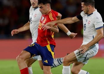 La Selección cierra un año mágico con una trabajada victoria ante Suiza en Tenerife