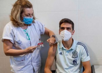 La selección española se vacuna a tres dí­as de su debut en la Eurocopa