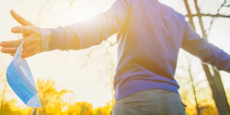 La superinmunidad: Â¿ómicron podrí­a ser la clave para acabar con la pandemia de coronavirus?