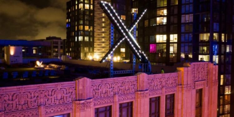 La UE acusa a X de diseminar contenido ilegal sobre la guerra entre Hamás e Israel y Musk responde