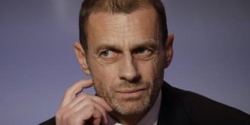 La UEFA pide disculpas por error en el sorteo de la Liga de Campeones