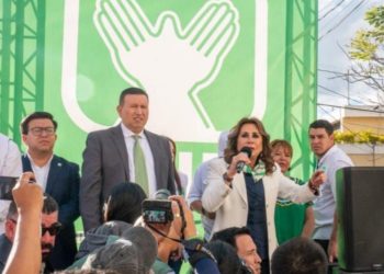 La UNE anunciará la próxima semana a integrantes de su posible gabinete de gobierno