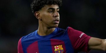 Lamine Yamal llevará el '19' de Messi en el Barcelona de la 24/25