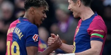 Lamine Yamal tira del Barça para ganar al Alavés y volver de lleno a la lucha por la liga