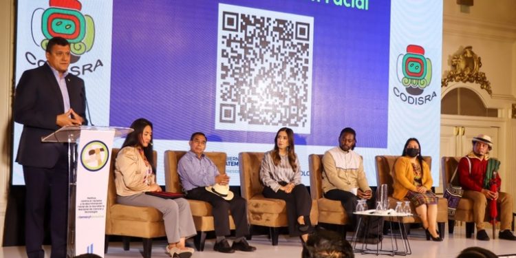 Senacyt lanza campaña contra la discriminación y el racismo