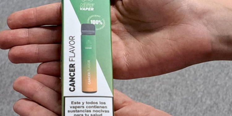 Lanzan en España un vapeador 'con sabor a cáncer'