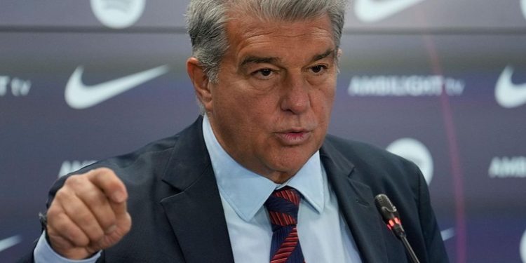 Laporta saca pecho por el 'caso Olmo': 'Nos han intentado imponer un relato ignominioso'