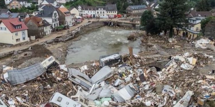 Las catástrofes naturales en 2022 costaron 275.000 millones de dólares