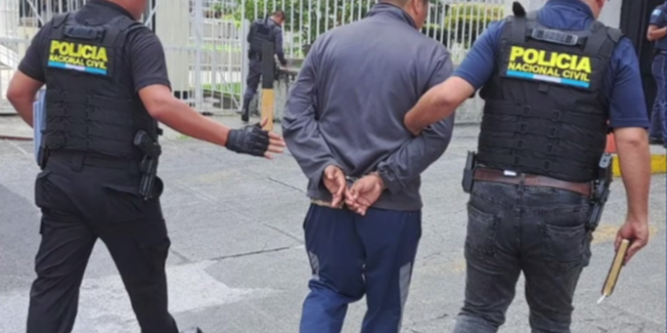 Las fuerzas de seguridad continúan capturando a ciudadanos de origen colombiano